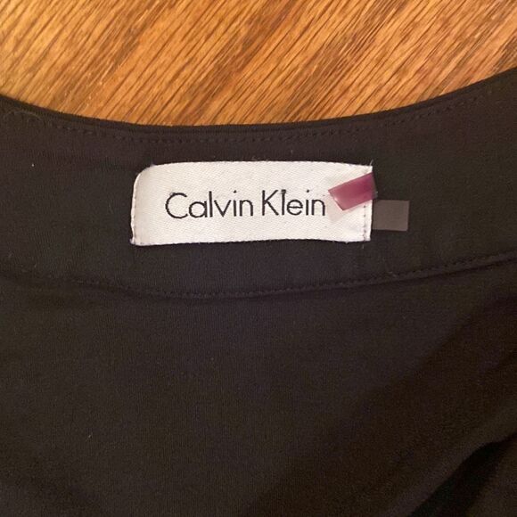 Calvin Klein black dress, not sure of size I believe it’s small see measurements - Picture 3 of 8